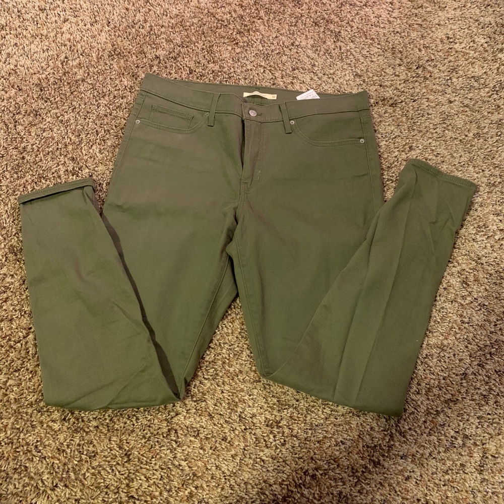 Levi 311 shaping skinny pants